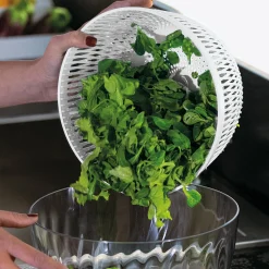 CENTRIFUGA INSALATA CON COPERCHIO Ø26CM 'SPIN&STORE' 
