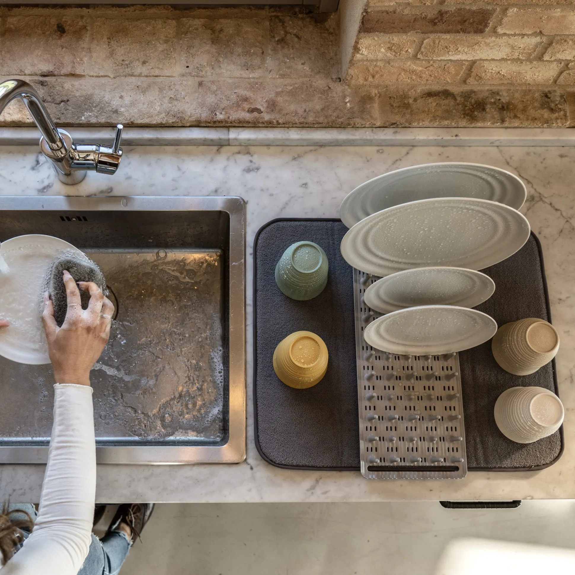 SCOLAPIATTI CON TAPPETINO 'DRY&SAFE' "ORGANIZATION"